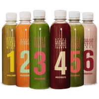 6 verschiedene Obst- und Gemüsesäfte